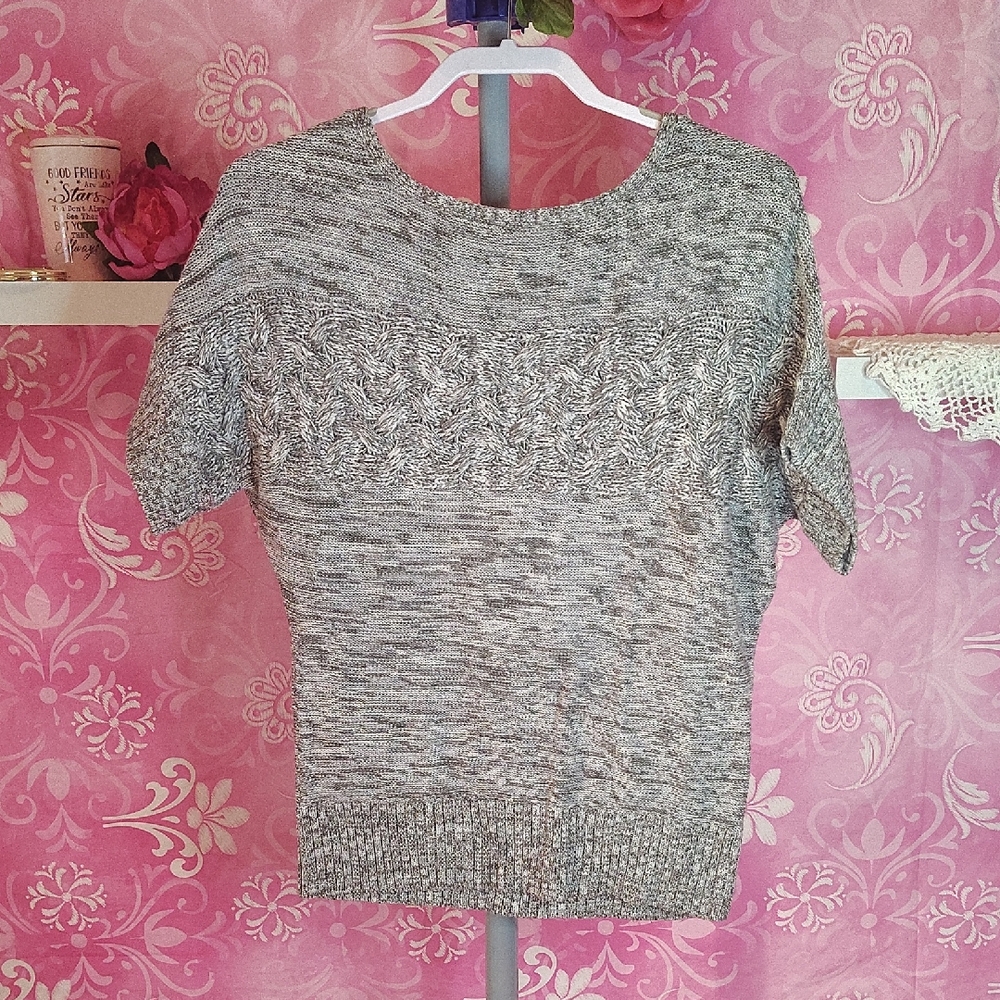 The Limited Heathered Gray Crew Neck Sweater